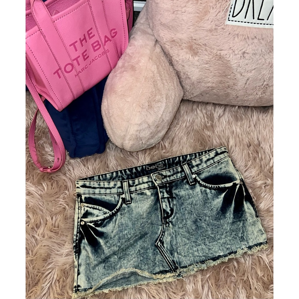 NEW Vintage BEBE JEANS Acid Wash Distressed Denim Jean Skirt, Size 29